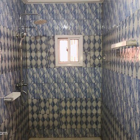 Awamuulamin Manneh Guest House Abuko Eksteriør bilde