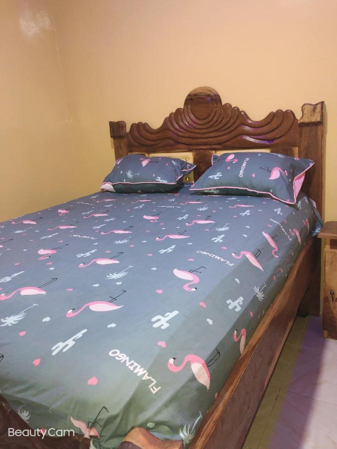 Awamuulamin Manneh Guest House Abuko Eksteriør bilde