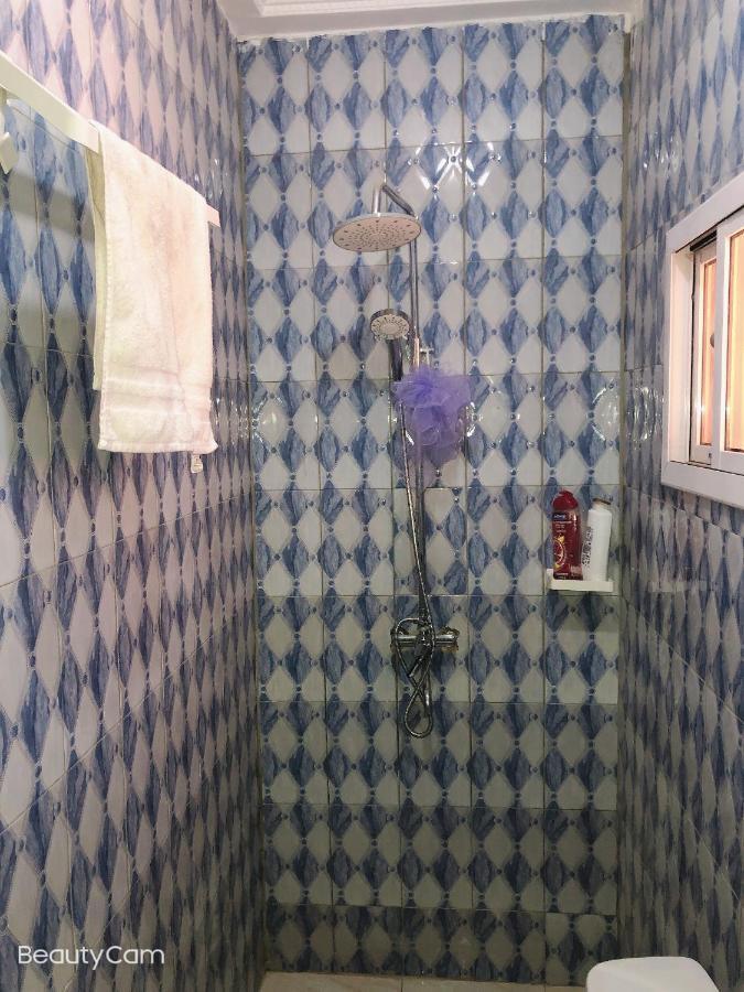 Awamuulamin Manneh Guest House Abuko Eksteriør bilde