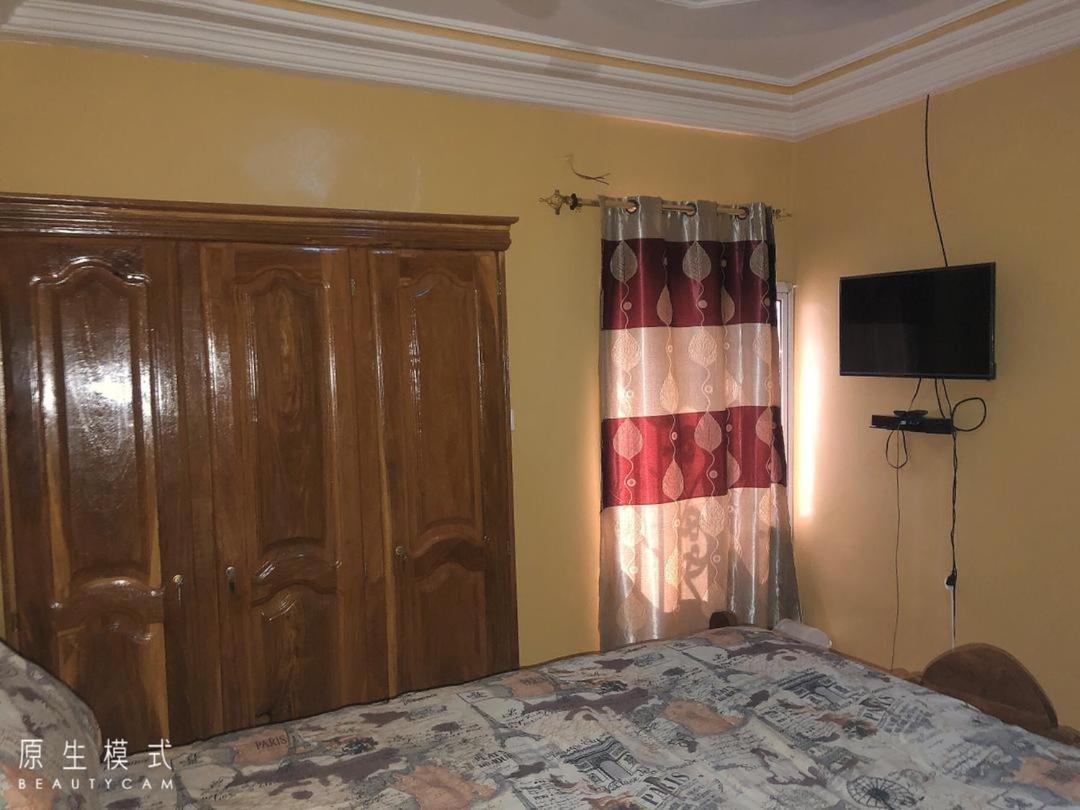 Awamuulamin Manneh Guest House Abuko Eksteriør bilde